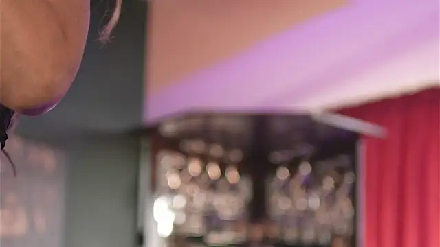 LuxenNoir লাইভ চ্যাট রুম