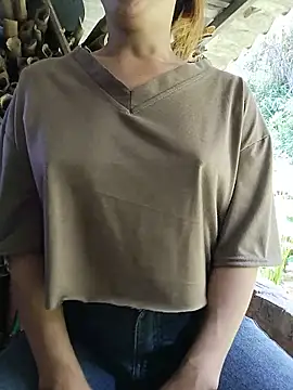 Zoe-Zoee's Live Chat Room