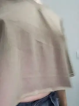 Zoe-Zoee live-chat rom