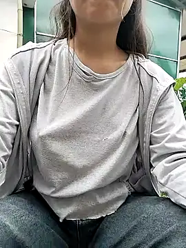 Lolan-00 Cameră chat live