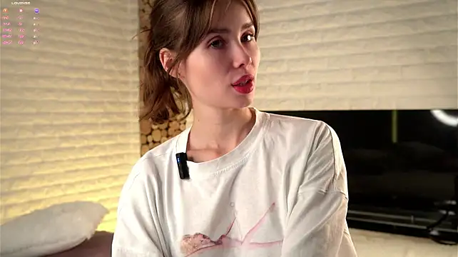 عرض كام MonetLeitman