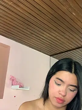 LunaMoore_Pink 실시간 채팅방