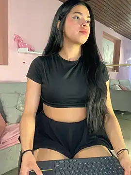 غرفة دردشة LunaMoore_Pink المباشرة