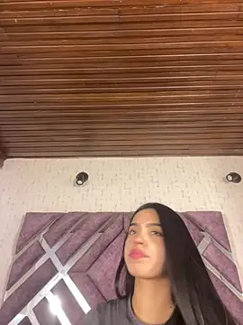 Bilik Sembang Langsung LunaMoore_Pink