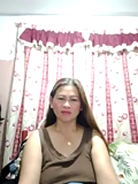 merr_ann123 Adlı Modelin Canlı Sohbet Odası