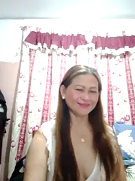 merr_ann123 Adlı Modelin Canlı Sohbet Odası