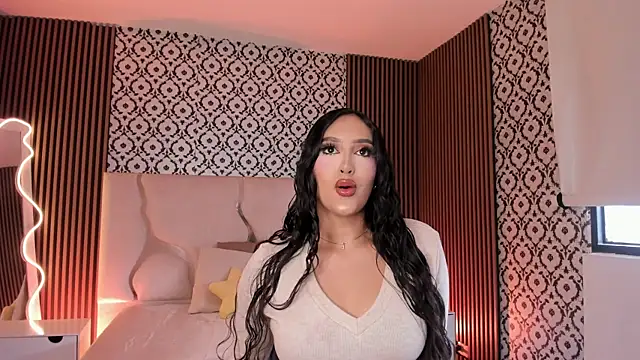 BEELLA_TAY1 Adlı Modelin Canlı Sohbet Odası