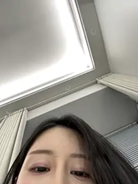 yiyi_3523 Live Chatraum
