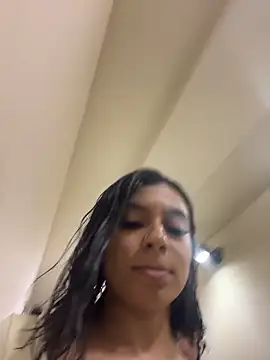 AlyssaRay Live Chatraum
