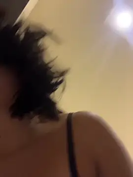 AlyssaRay Live Chatraum