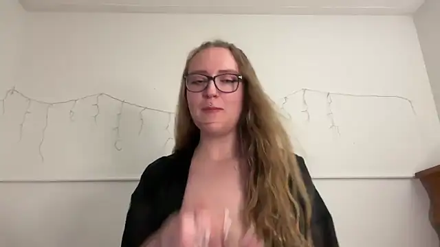 חדר צ'אט בשידור חי של Pattyworld69