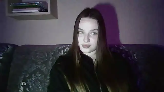 غرفة دردشة BratzDollVibes المباشرة