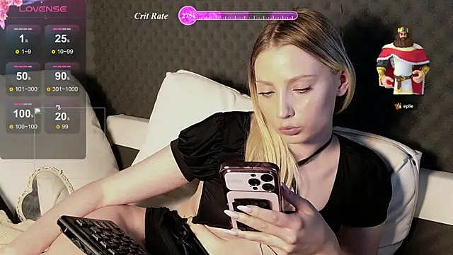 Fluffy_Cloude Live Chatraum