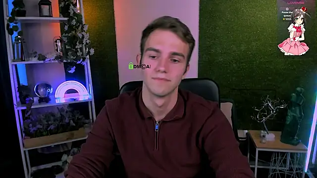 Seks show uživo modela astren_villo na kameri