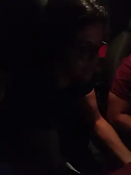 חדר צ'אט בשידור חי של Sexicouple05