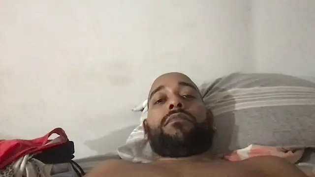 חדר צ'אט בשידור חי של Sexicouple05
