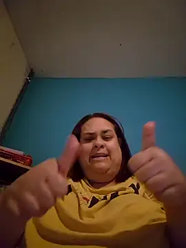 BigBusty_VoluptuousMilfX লাইভ চ্যাট রুম