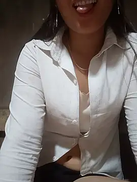 Lyssa-a লাইভ চ্যাট রুম