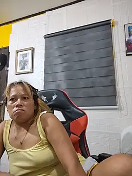 CockBiter83 Cameră chat live