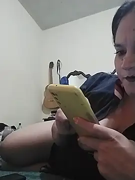 Chat ao vivo de checheludo23