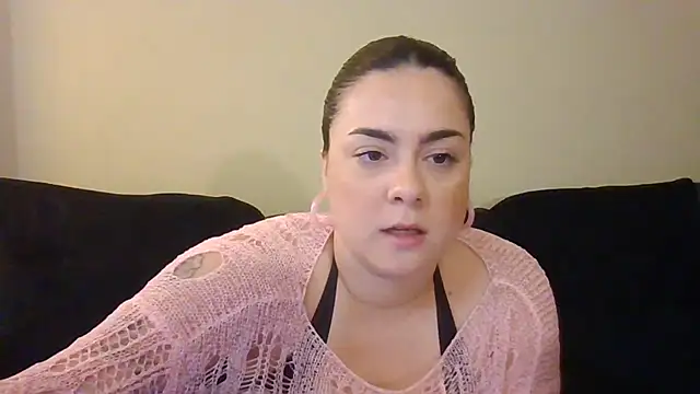 dulce_mery Adlı Modelin Canlı Sohbet Odası