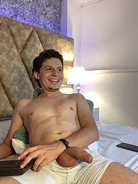 Pokój czatu na żywo – SsexCouplee