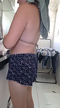 PorcelainDoll1 লাইভ চ্যাট রুম