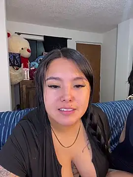 -Mellani-'s Live Chat Room