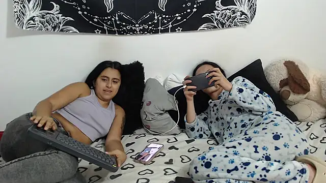 abby_n_emily чат на живо