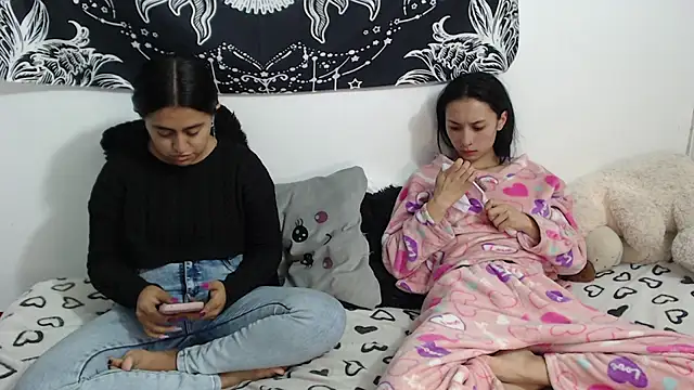abby_n_emily Live Chatrum