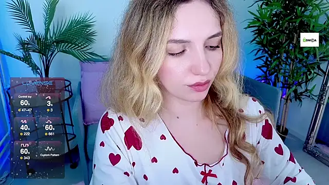 cute_cake Adlı Modelin Canlı Sohbet Odası