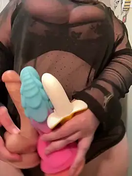 חדר צ'אט בשידור חי של CurvyVelvetXO