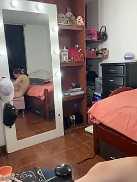 MariamGray1 Live Chatraum