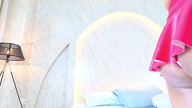 Antonella_Russo1 Adlı Modelin Canlı Sohbet Odası