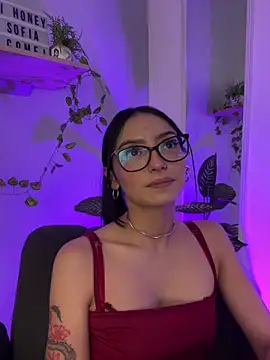 Im_sofiaaa Adlı Modelin Canlı Sohbet Odası