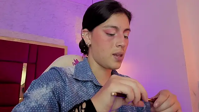 moon_winy – live chatrum