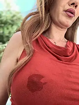 חדר צ'אט בשידור חי של didihairypussy