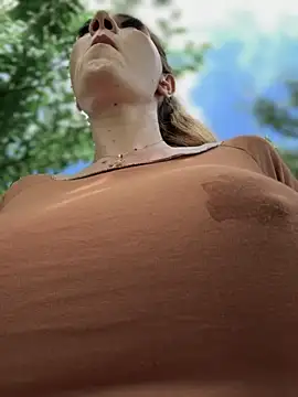 didihairypussy Adlı Modelin Canlı Sohbet Odası