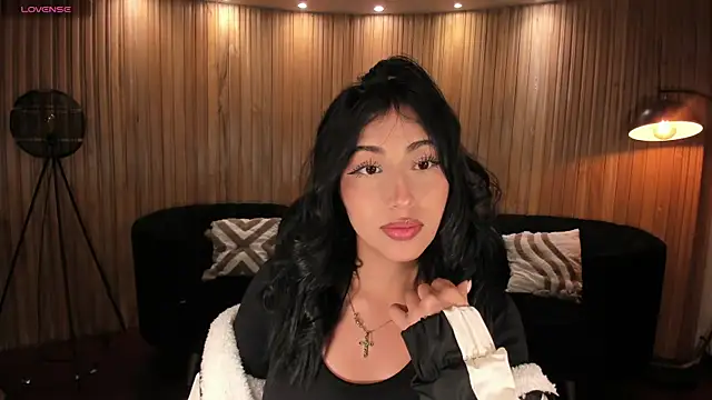 CelesteMoonX Adlı Modelin Canlı Sohbet Odası