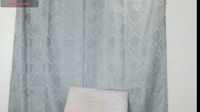 Živá chatovací místnost nicole-roman