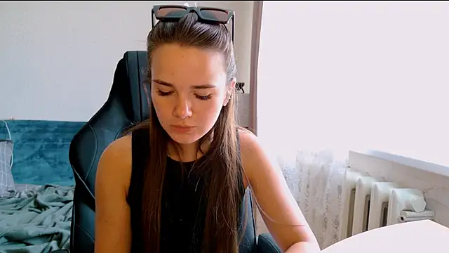 May_Bloom – live chatrum