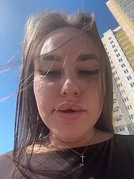חדר צ'אט בשידור חי של KiraSunshine