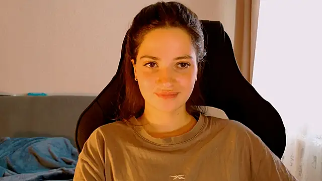 Chat soba uživo modela KiraVair