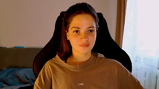 KiraVair Live Chatraum