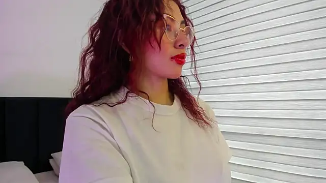 melanie_roux__ Adlı Modelin Canlı Sohbet Odası