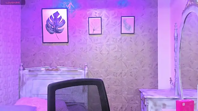 غرفة دردشة Sofia_clk المباشرة