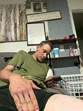 YourFavoriteMan's Live Sex Cam Show