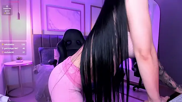 חדר צ'אט בשידור חי של Nahome_Kuperth