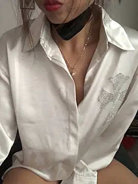 Writhing_First Cameră chat live