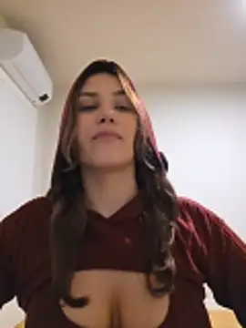 MiaRides19 Live Sex Cam Show